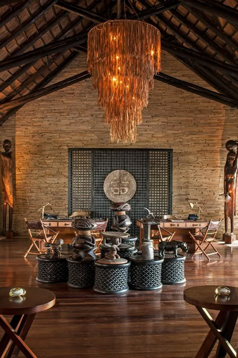 Safari Restaurant Interior Design, Safari Lodges Design, African Safari Lodge Interior Design, Safari Restaurant, Safari Lodge Design, Safari Interior Design, Safari Lodge Interior, Location Aesthetic, Lodge Interior Design