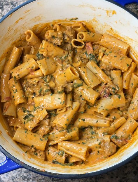 Creamy Rigatoni With Italian Sausage Creamy Tuscan Italian Sausage Pasta, Sausage Rigatoni Pasta Recipes, Beef Italian Sausage Recipes, Italian Sausage Mac And Cheese, Rigatoni Ground Beef Recipes, Rigatoni And Sausage Recipes, Recipes With Ground Sausage Dinner, Pasta With Italian Sausage Recipes, Pasta With Ground Sausage