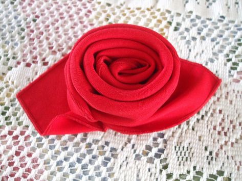 Rosemary's Sampler: Napkin Folding - a Rose                                                                                                                                                                                 More Napkin Folding Ideas Valentines Day, Heart Folded Napkin, Napkin Folding Rose, November Bride, Napkins Folding Ideas, Diy Napkin Folding, Folded Napkins, Napkin Folding Tutorial, Valentines Ideas For Him