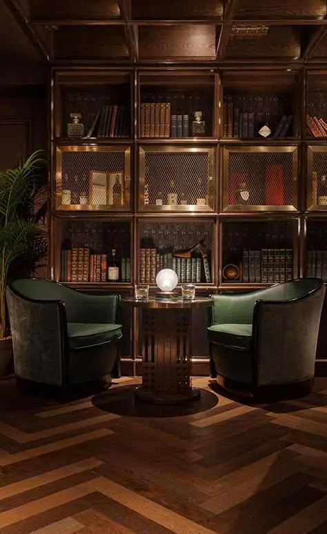 Zigarren Lounges, Bar Lounge Room, Speakeasy Decor, Whiskey Lounge, Library Bar, Whiskey Room, Secret Bar, Speakeasy Bar, Speak Easy