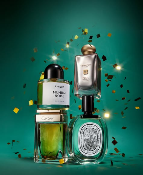 Happiness Bottled • Holiday Fragrance Campaign on Behance Product Photography Holiday, Holiday Campaign Advertising, Christmas Beauty Photography, Holiday Product Photography, Perfume Christmas, Christmas Product Photography, Christmas Perfume, Gold Skincare, Sephora Holiday