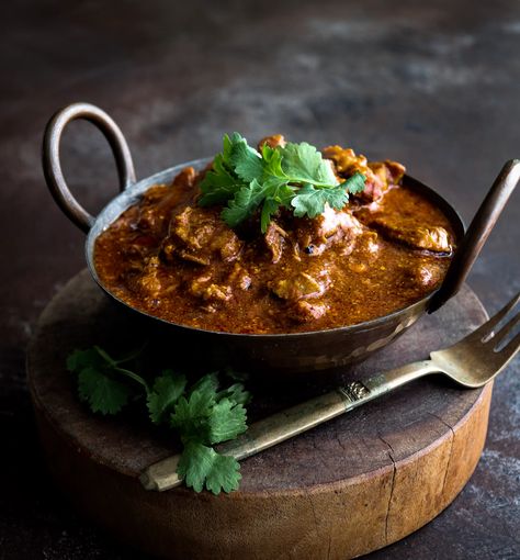 Best Easy Authentic Lamb Rogan Josh Recipe – tamarindtree.com.au Lamb Rogan Josh Recipe, Rogan Josh Recipe, Lamb Rogan Josh, Tamarind Tree, Rogan Josh, Mutton Recipes, Lamb Curry, Lamb Shoulder, Clam Recipes