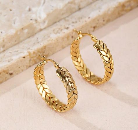 #Tarnish-free #stainlesssteel #Cshaped bearings #party wear #newpost #partywear #fancywear Fancy W, Gold Earrings Models, New Gold Jewellery Designs, Earring Hoops, Earrings Hoops, Gold Rings Fashion, Gold Jewelry Earrings, Gold Jewellery Design Necklaces, Hoops Earrings