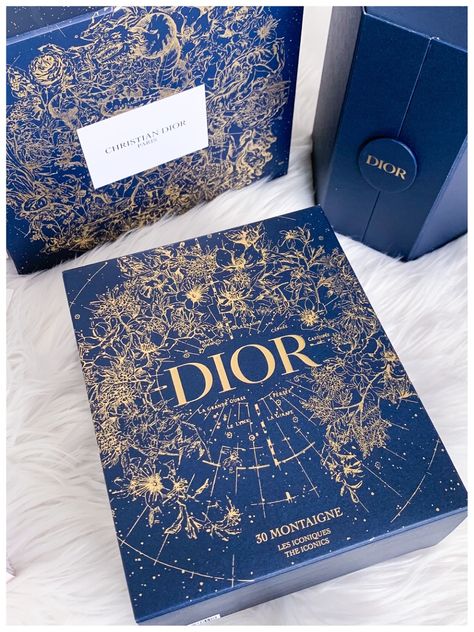 Dior Mini Advent Calendar 2022 Diptyque Advent Calendar, Dior Packaging Design, Christmas Calendar Design, Dior Packaging Boxes, Christmas Box Design Packaging, Dior Constellation, Dior Advent Calendar, Dior Packaging, Dior Branding