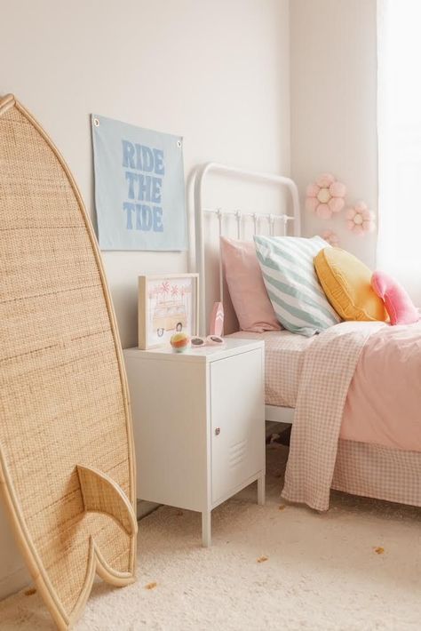 Ride the Tide Girls Surfer Kombi VW California Retro Kids Bedroom Decor Rattan Surfboard California Aesthetic Home Bedroom, Bedroom With Surfboard, Pink Surfer Bedroom, Beach’s Room Decor, California Themed Bedroom, Surf Inspired Room, Preppy Beach Bedroom Ideas, Surfer Boho Bedroom, Beachcore Bedroom