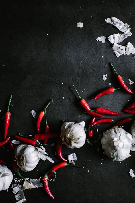 Ibiza Food, Recipe Development, Rustic Food Photography, Spices Photography, Just Ingredients, Food Photography Composition, Moody Food Photography, Food Photography Background, Rustic Food