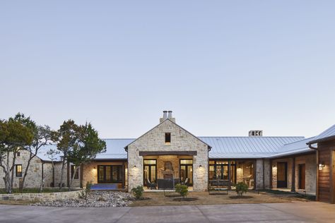 Texas Ranch Homes, Modern Ranch Style Homes, Conservation Corps, Modern Ranch House, Luxury Ranch, Hill Country Homes, Civilian Conservation Corps, California Ranch, Stone And Wood