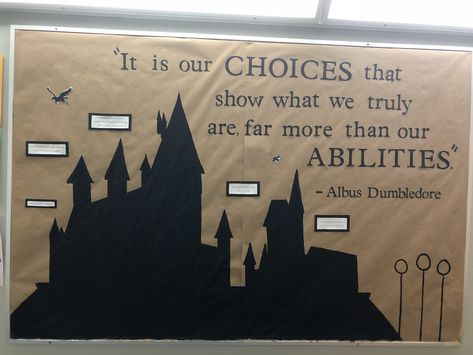 I wrote down positive choices the students can make for themselves with  finals coming up! #harrypotter #bulletin #board #RA #hogwarts Harry Potter Bulletin Board, Hogwarts Classroom, Harry Potter Themed Classroom, Harry Potter Classroom Theme, Harry Potter Classes, Harry Potter Library, Classe Harry Potter, Harry Potter School, Library Bulletin Board