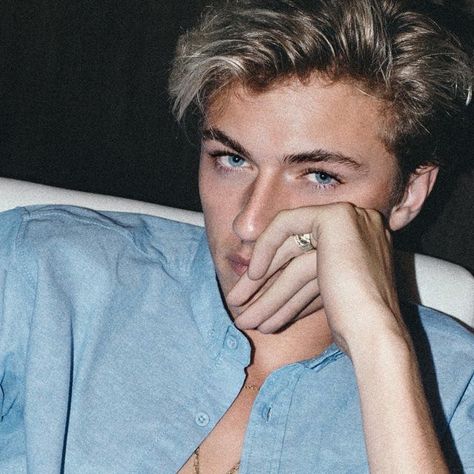 Lucky B Smith, Lucky Smith, Lucky Blue Smith, Wonder Boys, Lucky Blue, By Any Means Necessary, Tumblr Boys, Books For Boys, Hey Girl