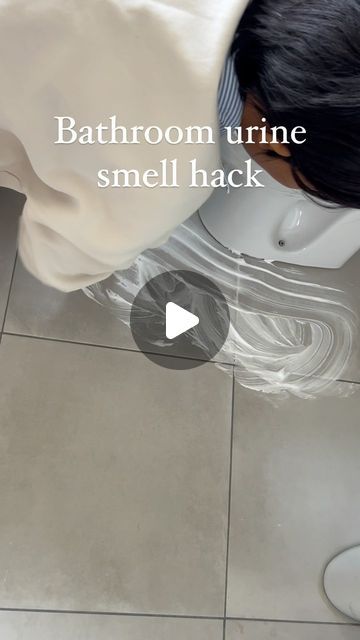 Lese Mmolotsi on Instagram: "Yes this hack works!do you have a hack for cleaning bathroom smelly floors?

Shaving cream has alcohol in it to kill all the bacteria 🦠 and absorb the urine smell.

If you haven’t tried it hope this video will give you the motivation to try it 🫶🏽

Save and share with anybody that might need it  and follow @homewithlese for more cleaning tips and hacks.
Also don’t forget to wash your bath mat and shower curtains 😆just a reminder!!
 

#bathroomcleaning #bathroom #hack #cleaning #bathroomdeepcleaning #instacleaning #satisfyingvideos #cleaningmotivations #hacks #discoverunder30k #asmr #asmrcommunity #asmrsounds #explorepage #cleaningaccounts #cleaningreelsofinstagram #growth #homewithlese #cleaningreel" Shower Cleaning Hacks, Chenille Bath Mat, Enzyme Cleaner, Urine Smells, Cleaning Bathroom, Diy Home Cleaning, What To Use, 10k Views, Shower Cleaner