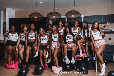 Bnb Party Ideas, Pajama Party Black Women, Adult Pajama Party Outfit, Birthday Matching Outfits Friends, Air Bnb Party Ideas, Birthday Weekend Ideas, Cabin Birthday Party Ideas, Sleepover Decoration Ideas, Pj Party Grown Up