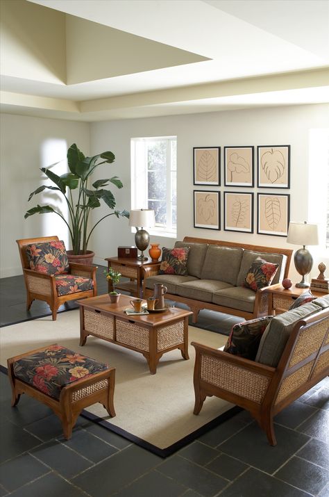 Indian Living Room Design, Comfort Living Room, Furnitur Ruang Keluarga, Indian Living Room, Indian Room Decor, Indian Room, Wooden Sofa Set Designs, India Home Decor, Room Sofa Design