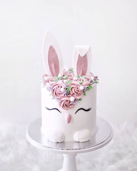 Some Bunny is Turning One Cake Bunny Birthday Cake, Bunny Birthday Party, Easter Bunny Cake, Easter Baking, Animal Cakes, Bunny Birthday, Bunny Cake, Animal Cake, Novelty Cakes