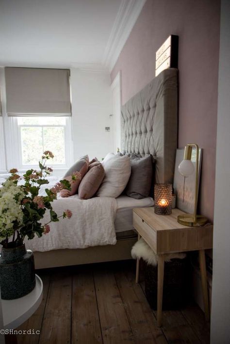 Bedroom Decor Grey Pink, Dusky Pink Bedroom, Pink And Grey Bedroom, Dusty Pink Bedroom, Gold Bedroom Decor, Castle Bedroom, Sleeping Room, Gold Bedroom, Dekorasi Kamar Tidur