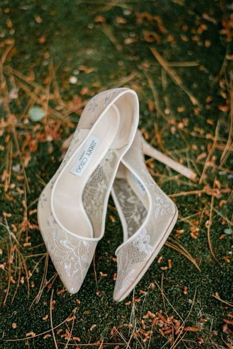 Elegant lace jimmy  bridal shoes. | Wedding | Wedding shoes | Bridal shoes | #wedding #weddingshoes #bridalshoes | www.laurenlashdesigns.com Summer Wedding Shoes, Green Quince, Blue Quince, Wedding Shoes Bride, Dresses Green, Mod Wedding, Wedding Dress Trends, Dresses Blue, Dresses Red