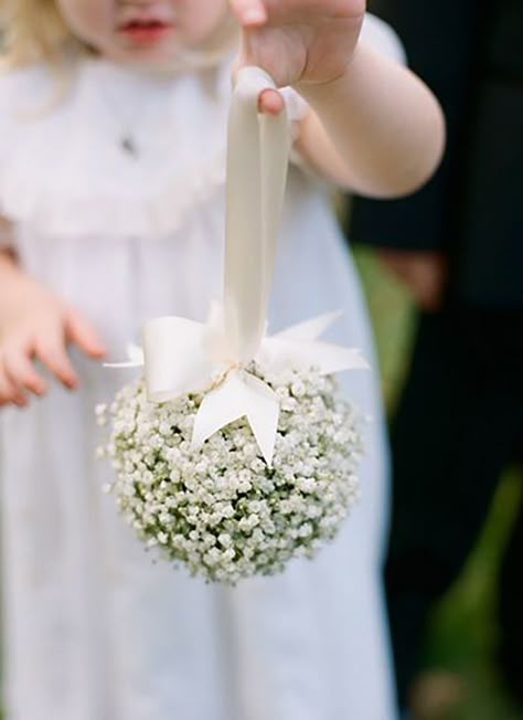 Pomander Bouquet of Baby's Breath with photo by Melissa Schollaert Photography | 8 Bouquet Styles Defined | The Pink Bride®️️ www.thepinkbride.com Flower Girl Bouquet, Flower Ball, Southern Weddings, Wedding Flower Girl, Deco Floral, Baby's Breath, Flower Ideas, Ring Bearer, Bridesmaid Bouquet