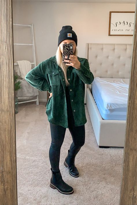 How To Style Green Corduroy Jacket, Green Cord Jacket Outfit, Teal Corduroy Jacket Outfit, Green Corduroy Shacket Outfit, Dark Green Corduroy Jacket Outfit, Cord Shirt Outfit Women, Corduroy Button Up Shirt Outfit, Cord Shirt Outfit, Oversized Corduroy Shirt Outfit