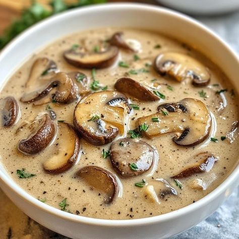 Vegan Cream Of Mushroom Soup, Vegan Cream Of Mushroom, Vegan Mushroom Soup, Resep Vegan, Soup Keto, Creamy Mushroom Soup, Mushroom Soup Recipes, Vegan Cream, Cream Of Mushroom Soup