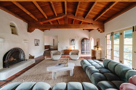 Arched French Doors, Stucco Fireplace, Eric Idle, Built In Banquette, Terracotta Roof, Arch Doorway, Galley Style Kitchen, Stucco Exterior, Spanish Style Home