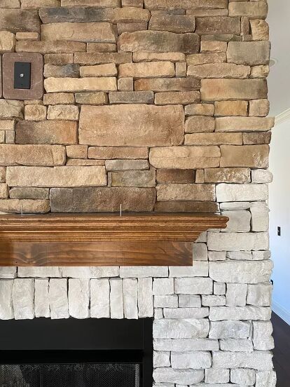 White Wash Faux Stone Fireplace, Paint Faux Stone Fireplace, White Stacked Stone Exterior, Painting Faux Stone Fireplace, How To White Wash Stone Fireplace, How To Whitewash Stone Fireplace, Whitewash Rock Fireplace, Whitewash Stone Exterior, Whitewashing Stone Fireplace