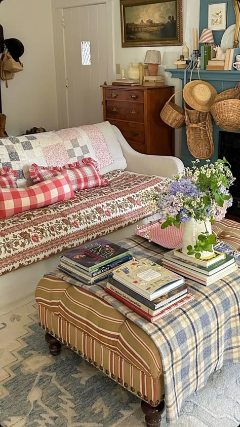 Colorful French Country Living Room, 90s Cozy Home, Studio Apartment Cottagecore, Thrifted Living Room Aesthetic, Martha Stewart Aesthetic Home, Eclectic Country Decor, Little Women Aesthetic Home, Eclectic Grandma Aesthetic, Tiny Cottage Living Room