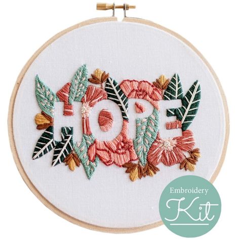 Hope Embroidery, Hope Design, Christmas Embroidery Patterns, Diy Embroidery Kit, Wooden Embroidery Hoops, Embroidery Tools, Easy Embroidery, Stitch Guide, Pola Kristik