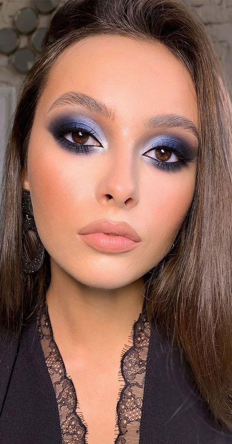 Gorgeous Wedding Makeup, Blue Makeup Looks, Makijaż Smokey Eye, Wedding Makeup Looks, Evening Makeup, Bridal Makeup Looks, Nude Makeup, Blue Eyeshadow, Blue Makeup