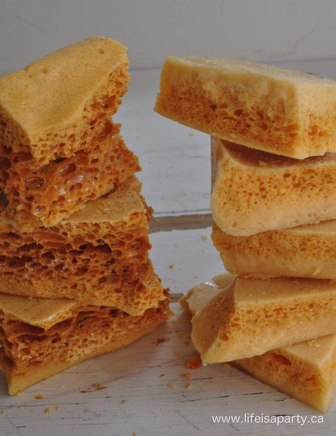 Homemade Sponge Toffee Recipe: How to make sponge toffee, including some failed attempts and all the tricks to make it a success. The perfect sweet Christmas gift to make for friends and family. Sponge Toffee Recipe, Sponge Candy Recipe, Gift To Make For Friends, Christmas Gift To Make, Crunchie Recipes, Sponge Toffee, Sponge Candy, Toffee Candy, Toffee Recipe