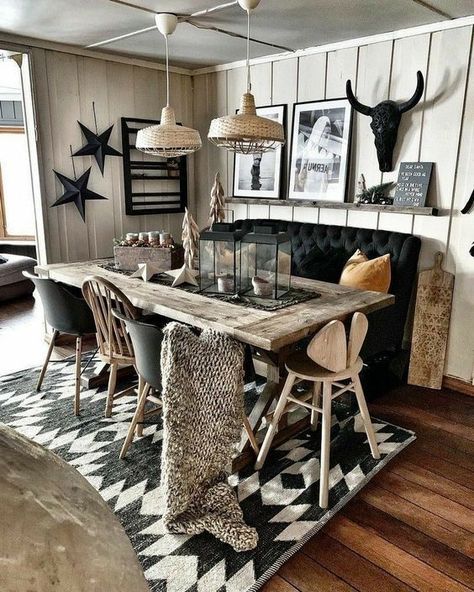 Attractive Western Dining Room Décor Cowgirl Decor, Ranch House Decor, Western Bedroom Decor, Western Rooms, Western Home, Bohemian Home Decor, Modern Western, Western Homes, Western Home Decor