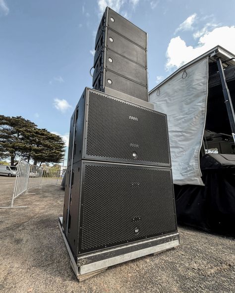 Run at the scenic Phillip Island Grand Prix Circuit in Australia 🏁 the production team turned to RCF's HDL 20-A line array speakers, paired with dual 18-inch SUB 8006-AS subwoofers. The result was an amazing audio experience! Read More ➡️ https://bit.ly/productioncorp_motogp_RCF - - - #ExperienceRCF #RCFaudio #RCFspeakers Rcf Audio, Phillip Island, Sound Systems, Luxury Logo, Photo To Video, The A Team, Sound System, Grand Prix, Dj