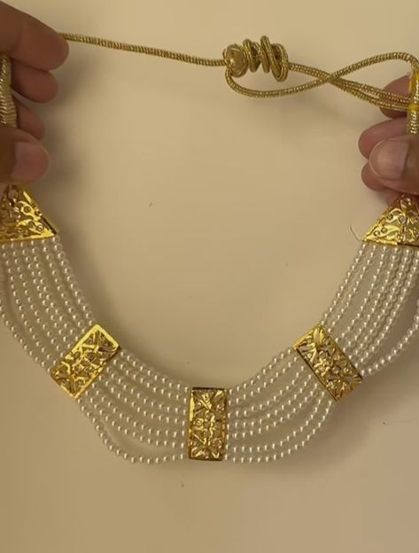 Moti Sets Jewellery Gold, Moti Bangles Design, Light Weight Gold Jewellery Indian, Turkish Gold Jewelry, Real Pearl Jewellery, Temple Jewellery Earrings, Rajputi Jewellery, Neck Pieces Jewelry, Antique Necklaces Design