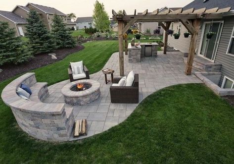 Luxury Outdoor Spaces, Landscaping Layout, Landscaping Flowers, Patio Garden Design, Diy Backyard Landscaping, Patio Decorating Ideas On A Budget, Diy Lanterns, Landscaping Garden, Terrace Design