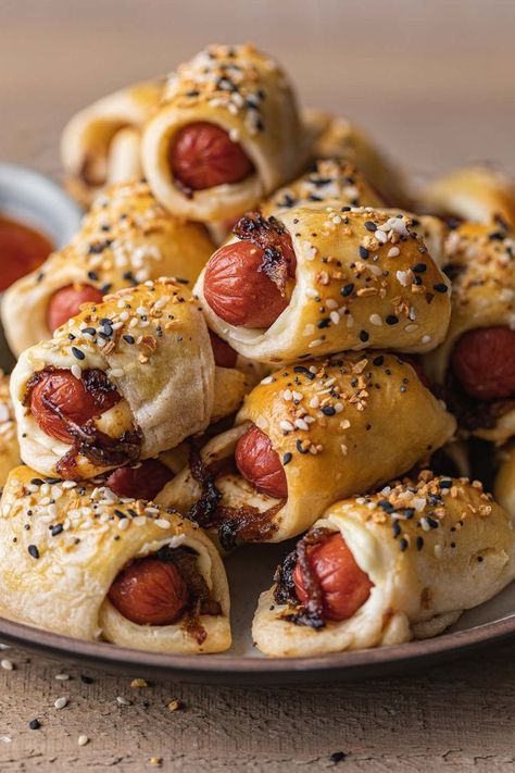 Easy Sausage Rolls, Best Christmas Appetizers, Seattle Style, Sausage Rolls Recipe, Cream Cheese Crescent Rolls, Everything Bagel Seasoning, Appetizers For Kids, Honey Dijon, Pigs In A Blanket