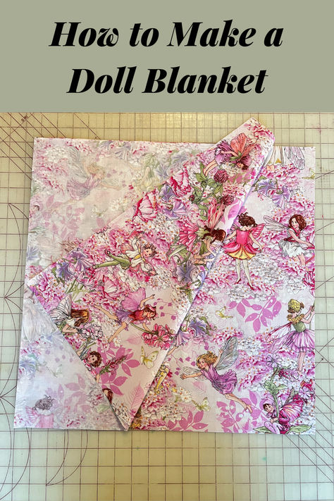 Learn how to make a doll blanket for that special little girl to enhance playing with her dollies. Doll Blanket Sewing Pattern, Baby Doll Blankets To Sew Diy, Doll Quilts Easy, Doll Blankets To Sew, Diy Doll Blanket, Diy Sewing Projects Clothes, Baby Doll Blankets, Baby Doll Blanket, Doll Bed Diy