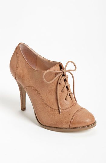 Sole Society 'Sabine' Oxford, shoes Witchy Shoes, Oxford Booties, Shoes Oxford, Suede Oxfords, Brown Leather Shoes, Oxford Heels, Shoes Brown, Women Oxford Shoes, Sole Society