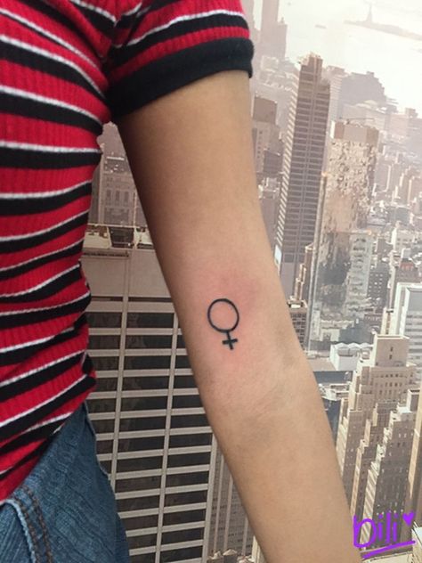 Gender Sign Tattoo, Girl Sign Tattoo, Gender Symbol Tattoo, Female Gender Sign, Female Gender Symbol, Female Sign, Venus Tattoo, Small Chest Tattoos, Stick Poke