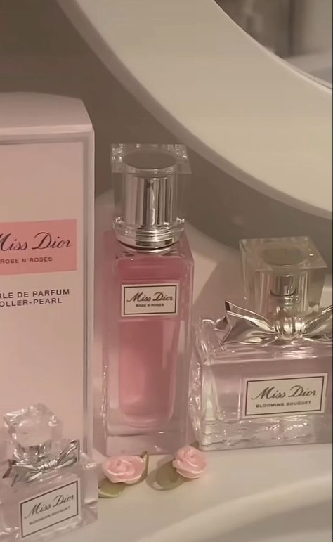 Miss Dior Blooming Bouquet, Dior Girl, Dolly Doll, Soft Pink Theme, Pretty Pink Princess, Dior And I, French Perfume, Pink Perfume, Dior Perfume