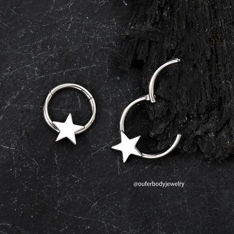 20 Gauge Septum Ring, Spiked Septum Ring, Star Septum Ring, Cool Septum Rings, Septum Ring Aesthetic, Star Septum Piercing, Septum Piercing Jewelry Unique, Septum Piercing Cute, Cool Septum Jewelry