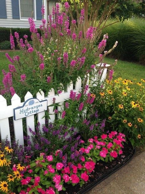 Landscaping With Lavender Front Yards, Wildflower Garden Bed Front Yard, Cottage Front Yard Garden, Beach House Front Yard Landscaping, Cottage Core Front Yard, Cottage Yard Landscaping, Front Yard Garden Bed Ideas, Front Yard Cottage Landscaping Ideas, Beach Cottage Landscaping