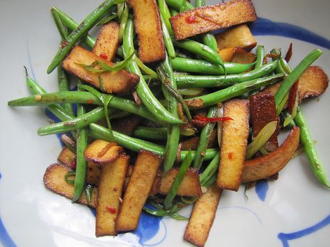 Dry Fried Green Beans, Tofu Green Beans, Stir Fry Green Beans, Stir Fry Greens, Spike Milligan, Dried Tofu, Fried Green Beans, Fried Green, Incredible Edibles