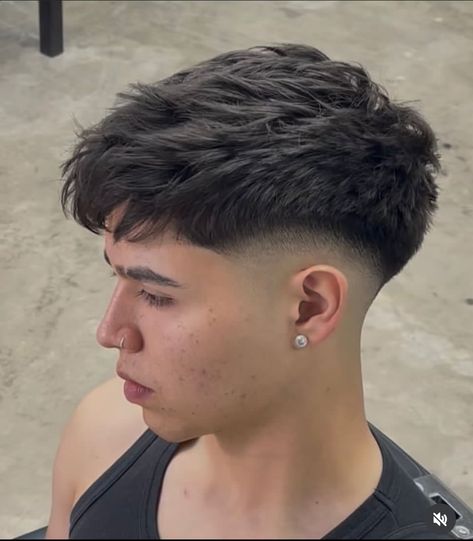 Low Fade Haircut Mens, Hair Types Men, Haircut Mens, Mens Haircuts Straight Hair, Taper Fade Short Hair, Men Fade Haircut Short, Mid Fade Haircut, Fade Haircut Curly Hair, Low Taper Fade Haircut