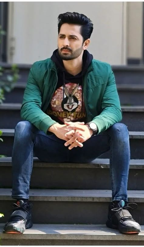 Danish Taimoor Hairstyle, Danish Taimoor Pics, Danish Taimor, Man Hairstyle, Handsome Indian Men, Surya Actor, Ab De Villiers Photo, Photo Shoot Outfits