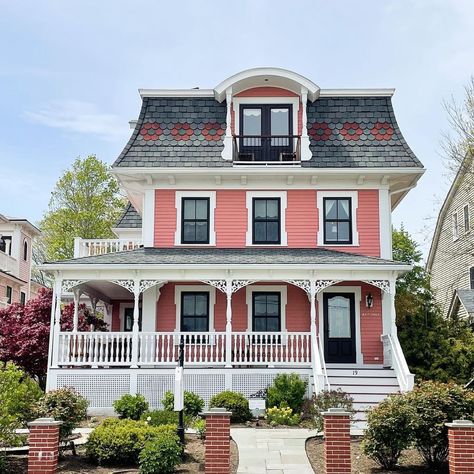 Pink Colonial House, Coastal Victorian House, Cape May Beach, Victorian Exterior, Bob Vila, Victorian Cottage, House Photos, Pink House, Pink Houses