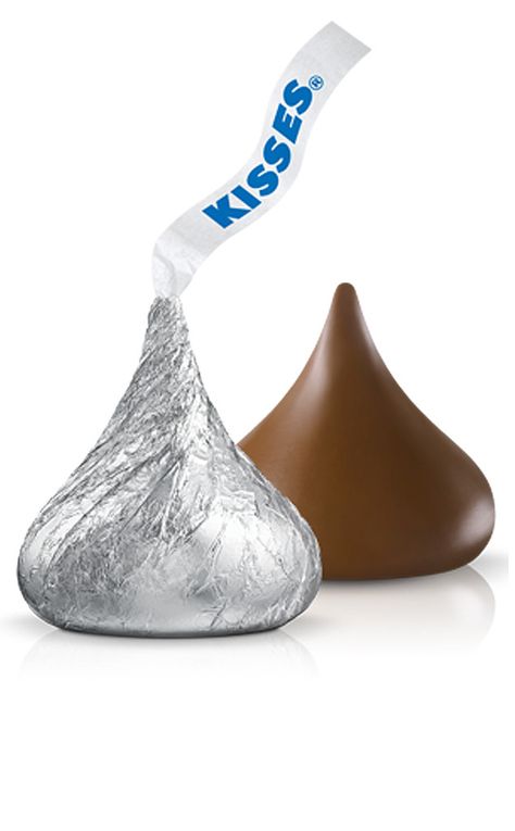 Kiss Tips, Hersey Kisses, Hershey Candy, Team 2, Favorite Dessert Recipes, Kisses Chocolate, Hershey Kisses, 100 Calories, Easter Candy