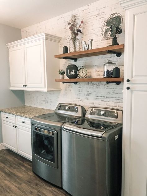 Brick Wall Laundry Room Ideas, Laundry Room And Entry Way Combo, Big Laundry Room Ideas Farmhouse, Laundry Room With Faux Brick Wall, Faux Brick Laundry Room Wall, Brick Wall In Laundry Room, Basement Laundry Rooms Ideas, Fake Brick Wall Laundry Room, Laundry Room With Brick Wall