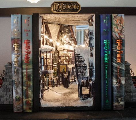 15 Incredibly Detailed and Creative Book Nooks | This West Coast Mommy Harry Potter Book Nook, Bookshelf Inserts, Book Nook Shelf, Book Nook Ideas, Painted Bookshelves, Tiny Worlds, Bookshelf Art, Harry Potter Book, Nook Ideas