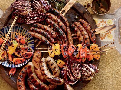 Grilling Guide, Mixed Grill, Bacon Burger, Sweet Italian Sausage, Crockpot Beef, בר מצווה, Kielbasa, Grilled Pork, Sausage Breakfast