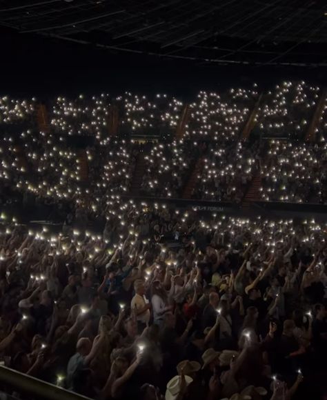 Full Stadium Concert Aesthetic, Concert Audience Aesthetic, Concert From Stage, Concert Astethic, Teagan Core, Audience Aesthetic, Concert Audience, Concert Background, Stage Inspiration