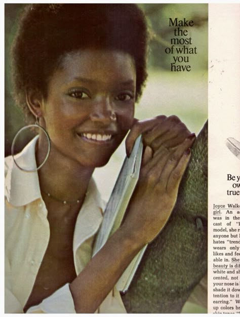 Seventeen July 1972. Joyce Walker. Joyce Walker, Photoshoot 70s, Mood 2025, 1970s Models, Ingrid Boulting, 70s Black Women, Pomegranate Tea, Justin Bieber Facts, Susan Dey