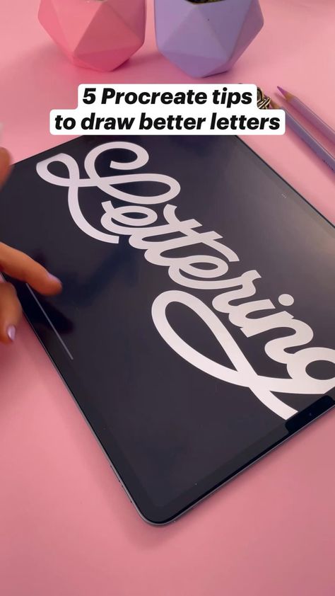 5 Procreate tips to draw better letters #salo Logo In Procreate, Letters Procreate, Logo In Photoshop, Making A Logo, Logo In Canva, Tips To Draw, Procreate App Tutorial, Ipad Lettering Procreate, Logo Maker Free